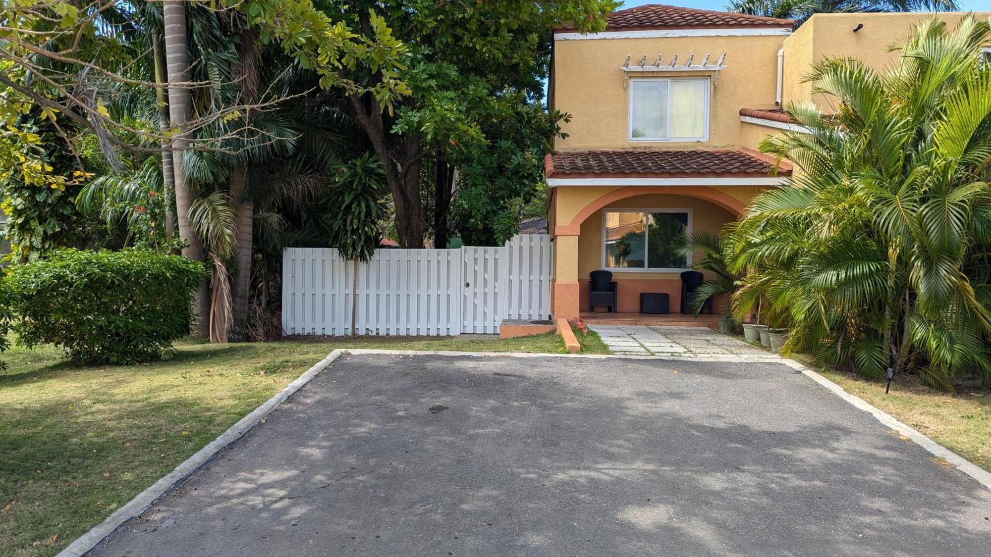 Mobay Las Palmas Montego Bay Eksteriør billede